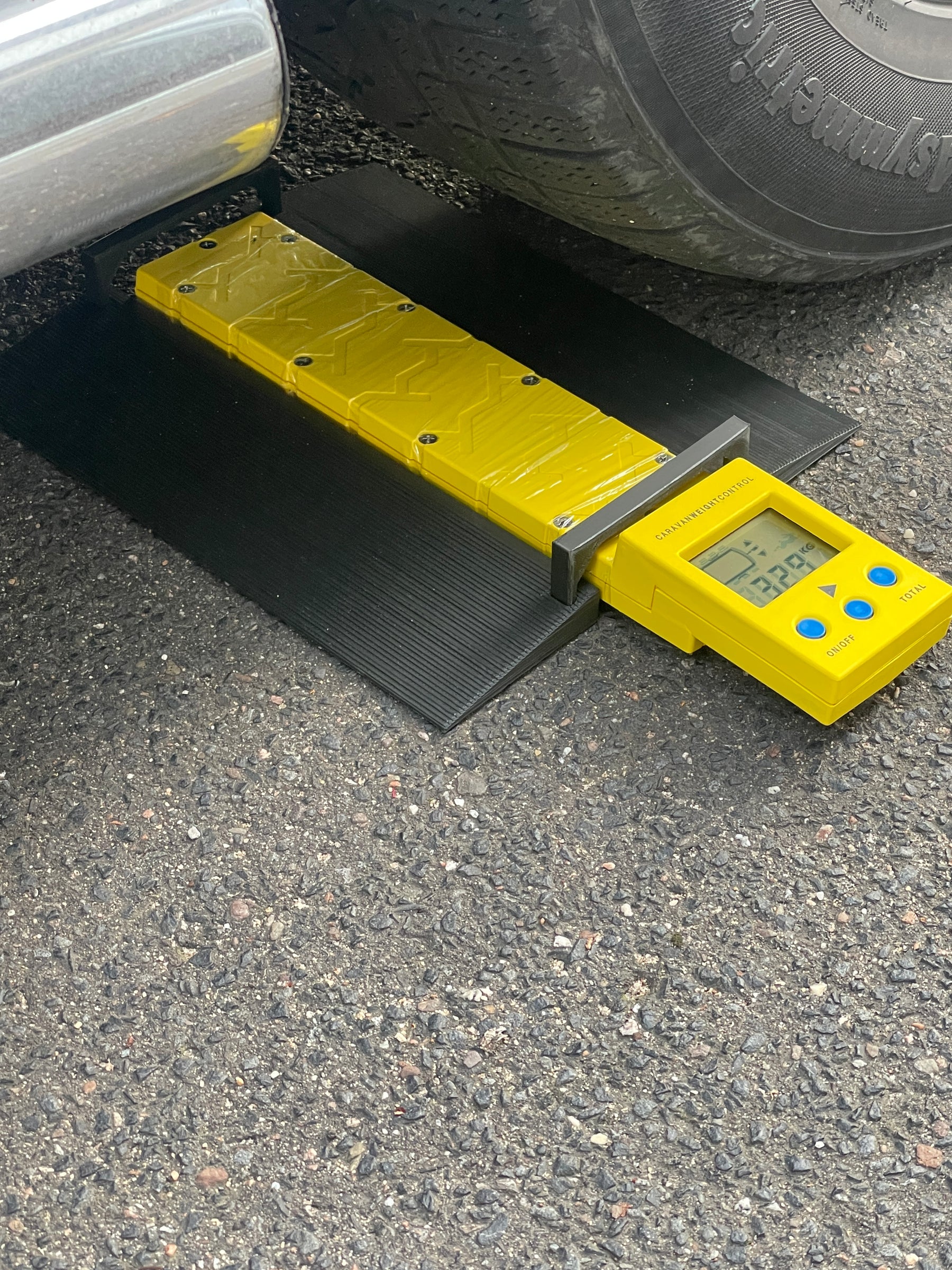 Auffahrrampe Auffahrhilfe Rampe für Wohnwagen Waagen (z.B.Reich, CWS Waage)