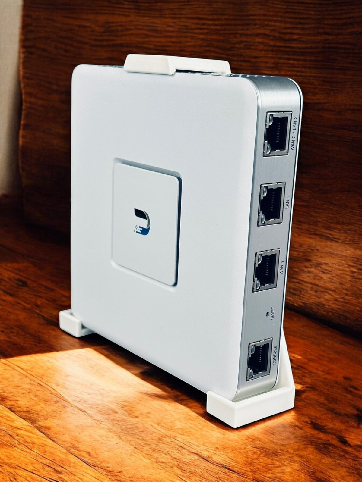 Wandhalterung oder Standhalterung z.B. passend für Ubiquiti  UniFi Cloud Gateway Ultra