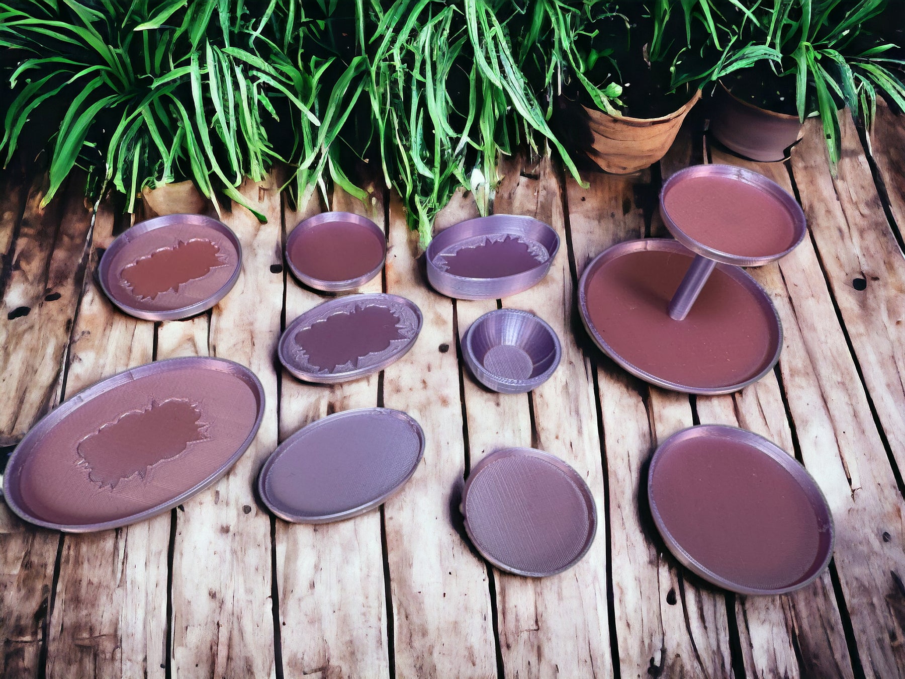 Miniverse Teller,Schüsseln Und Kuchen/Teilchen Ständer 14 Teile passend für Miniverse / Mini Brands in verschiedenen Farben