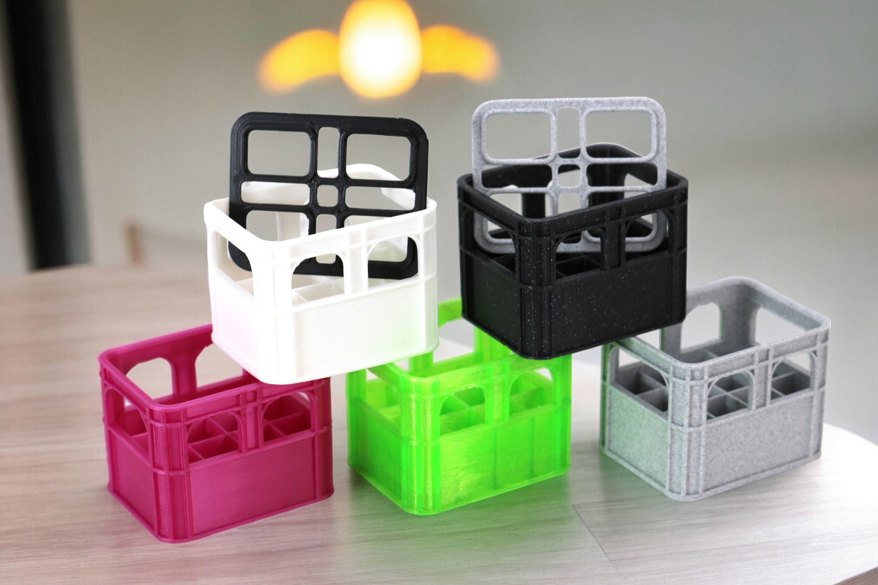 Batteriehalter im Bierkasten-Design - ein ideales Geschenk - verschiedene Farben