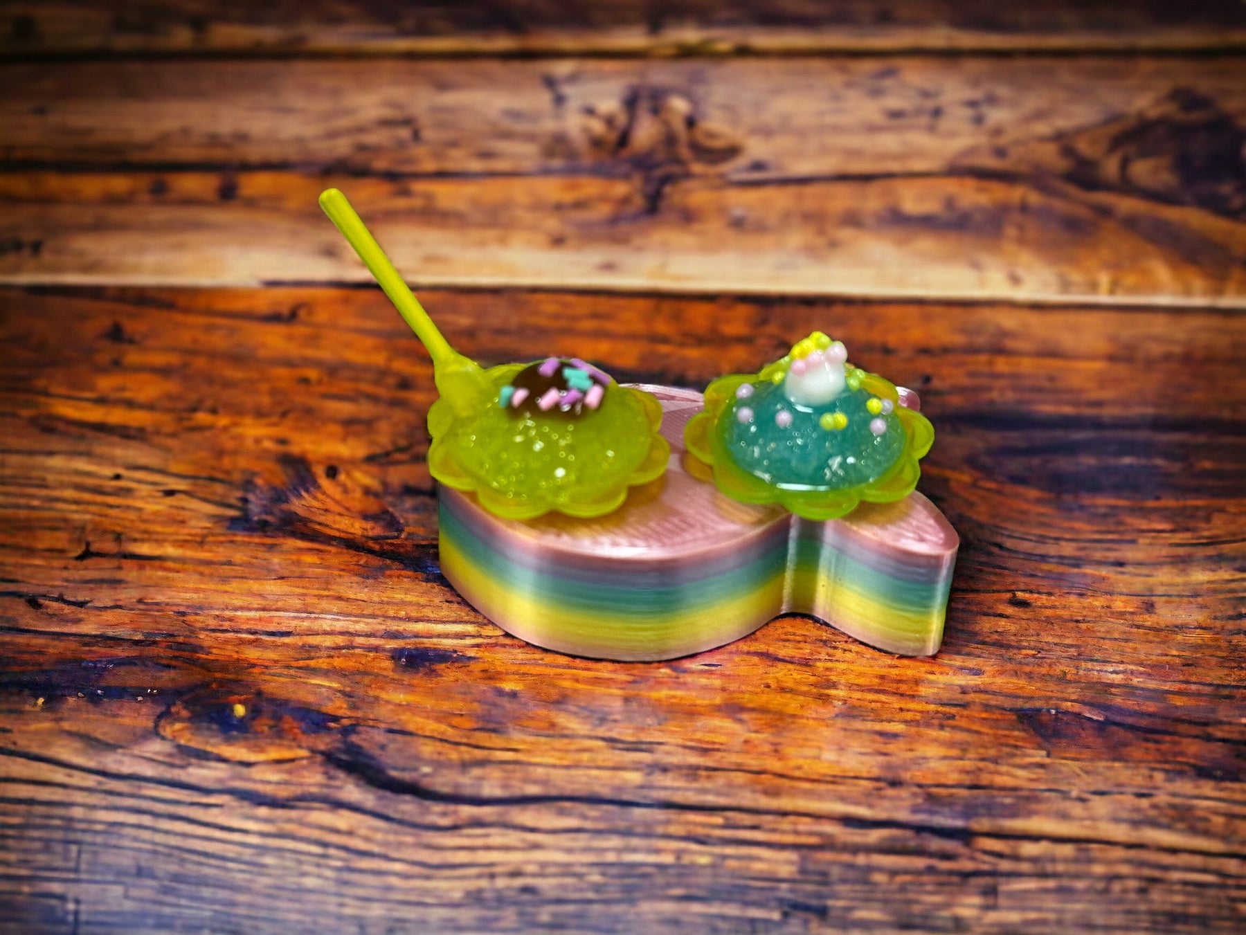 Ständer / Halter für Eistüten (rund) passend für Miniverse / Mini Brands in verschiedenen Farben und Formen