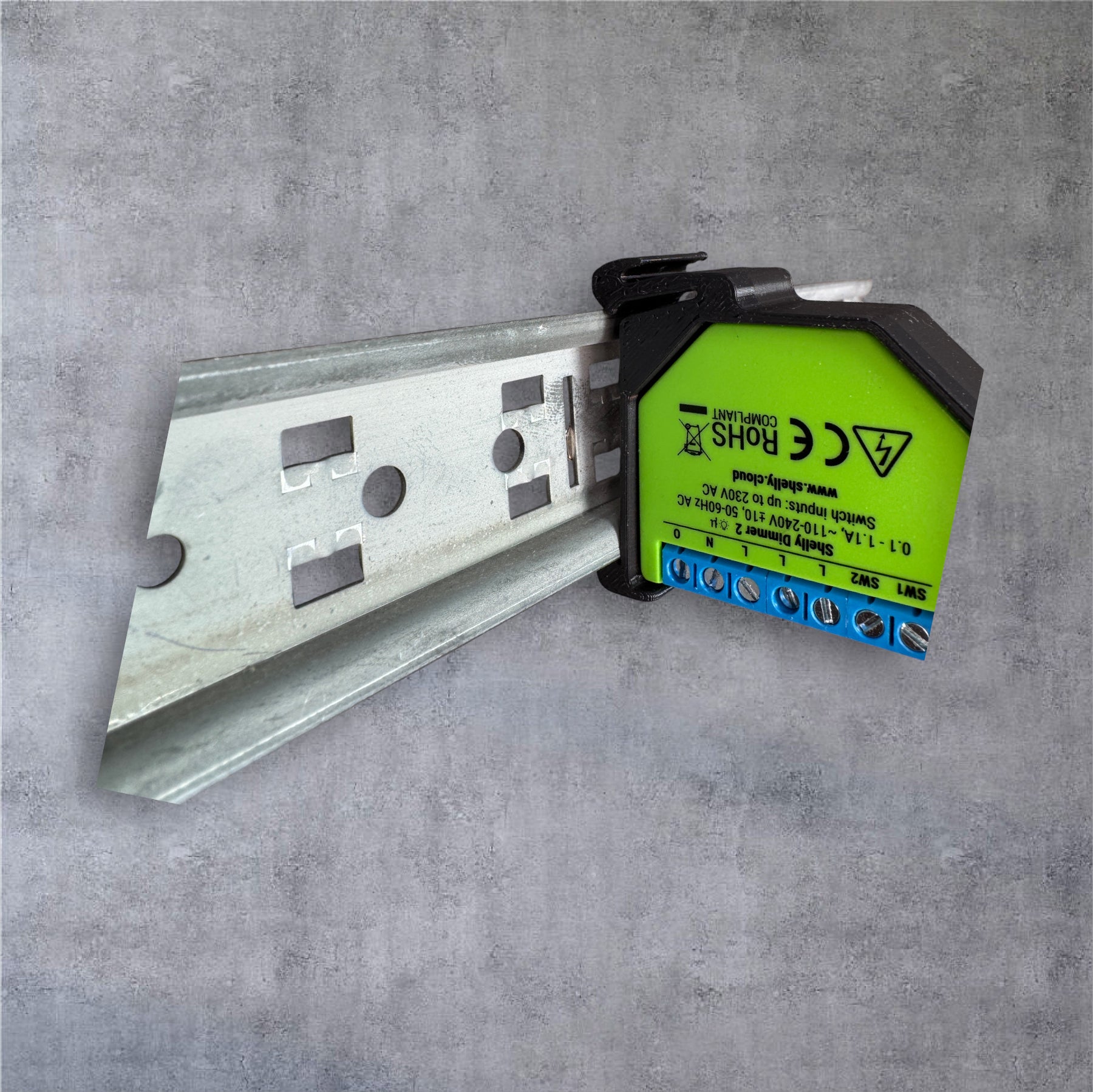 Shelly Dimmer 2 für eine 35 mm DIN Hutschiene