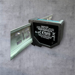 Shelly Plus 2PM DIN Rail Hutschienenhalter für eine 35 mm DIN Hutschiene