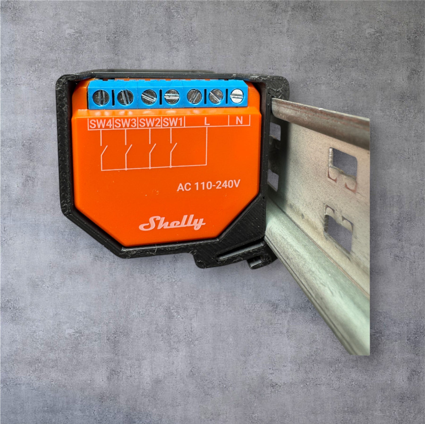 Shelly Plus i4 4 Kanal Smart WiFi ESP32 MQTT für eine 35 mm DIN Hutschiene