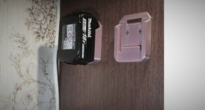 Wandhalterung für einen Makita 18V Akku